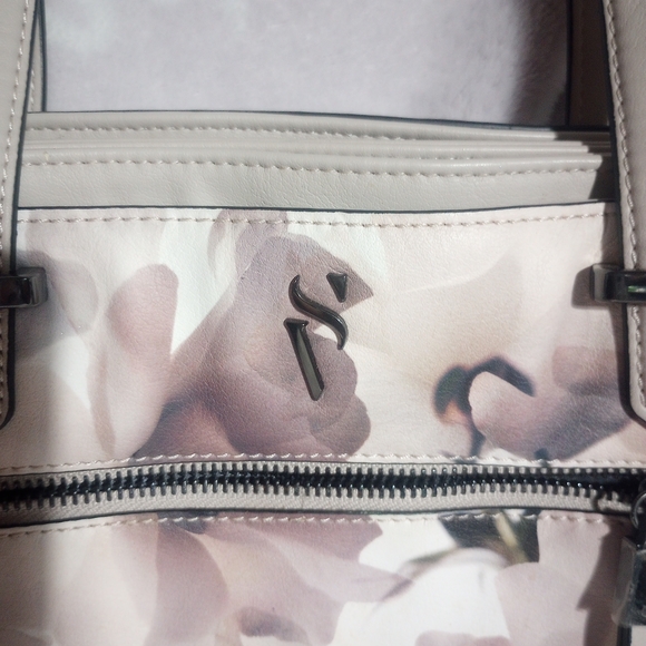 Simply Vera Vera Wang Floral Cream Shoulder Bag - Picture 3 of 7